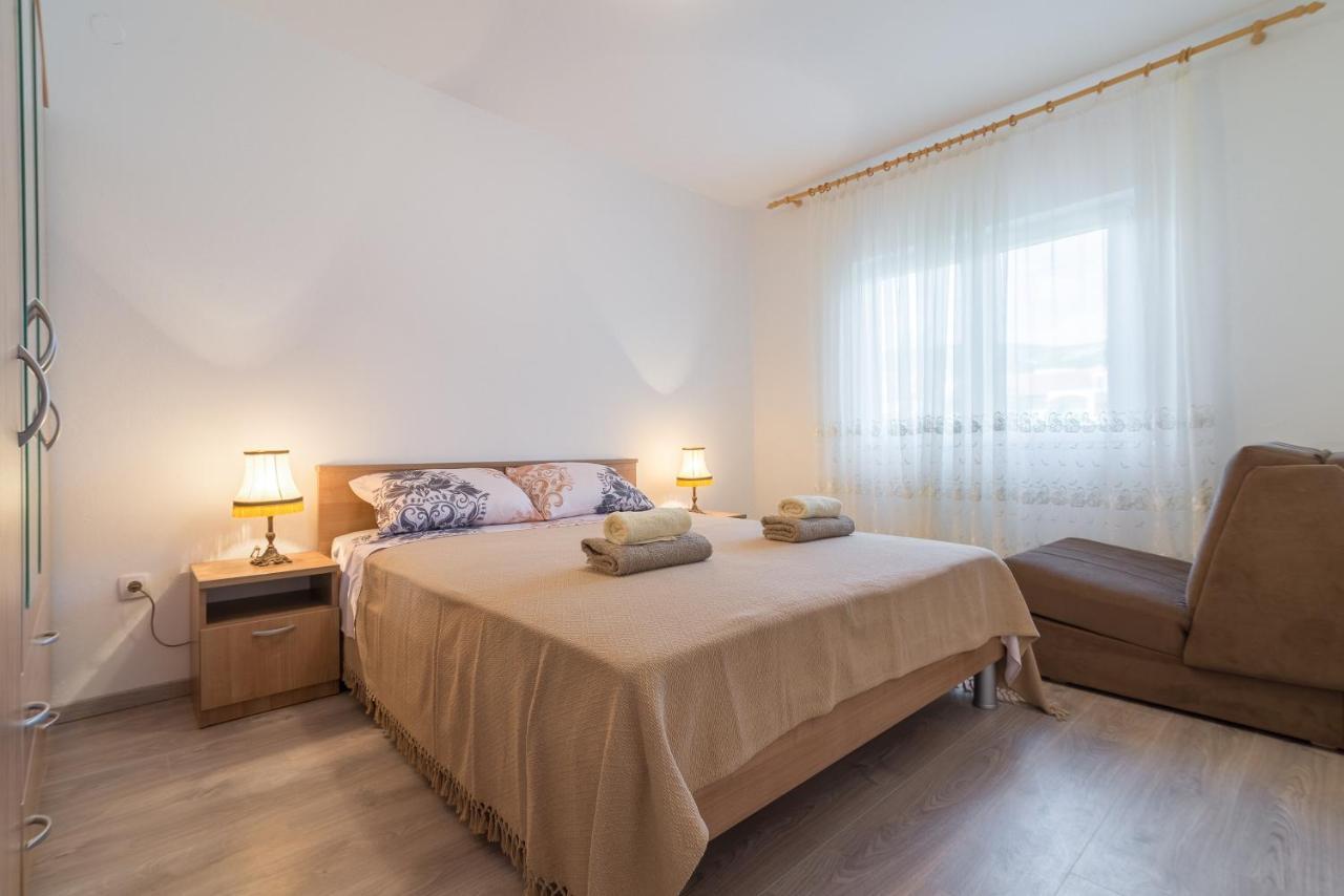 Apartmani Dupor 格基卡琳 外观 照片