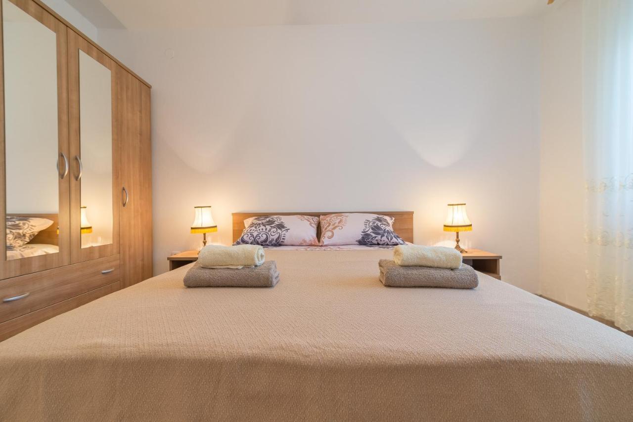 Apartmani Dupor 格基卡琳 外观 照片